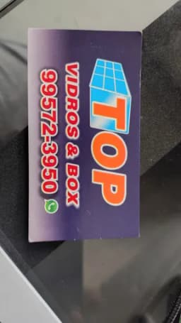 Logo de TOP VIDROS ESQUADRIAS