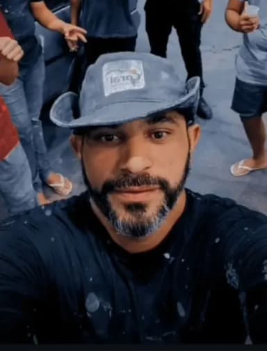 Foto de Adriano pedreiro