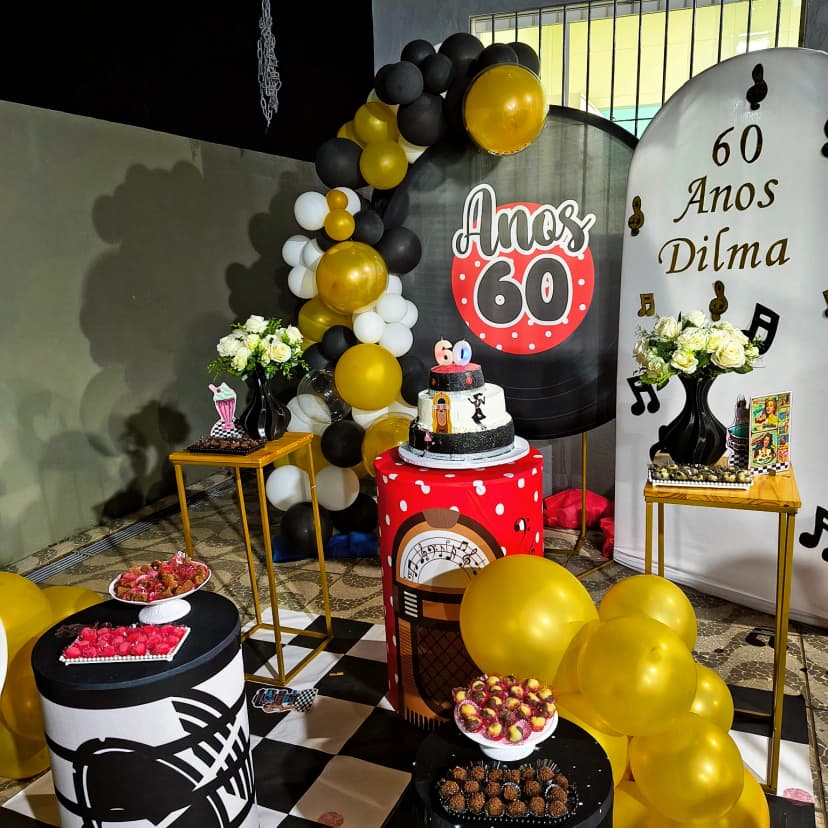 Trabalho de cozinheiro por Heliz Martins