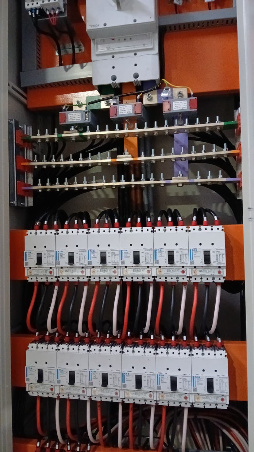 Trabalho de eletricista por Bem Feito Instalações