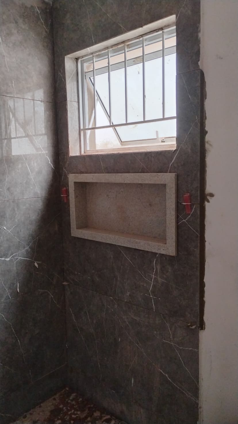 Trabalho de azulejista por JP. Construções e reformas 