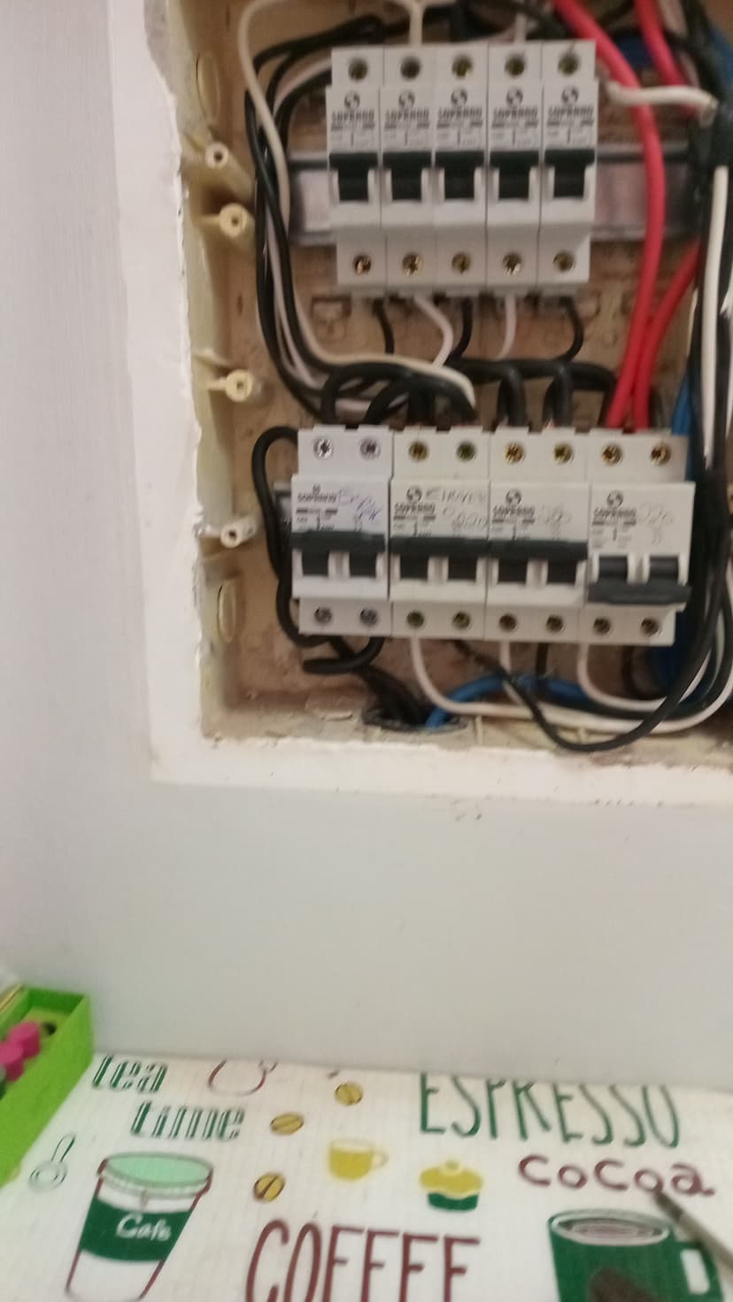 Trabalho de eletricista por MA ELÉTRICA E DESIGNER