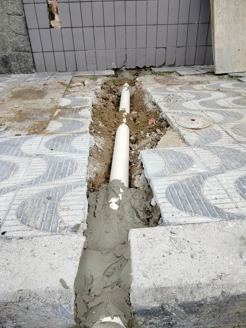 Trabalho de pedreiro por Arcanjo