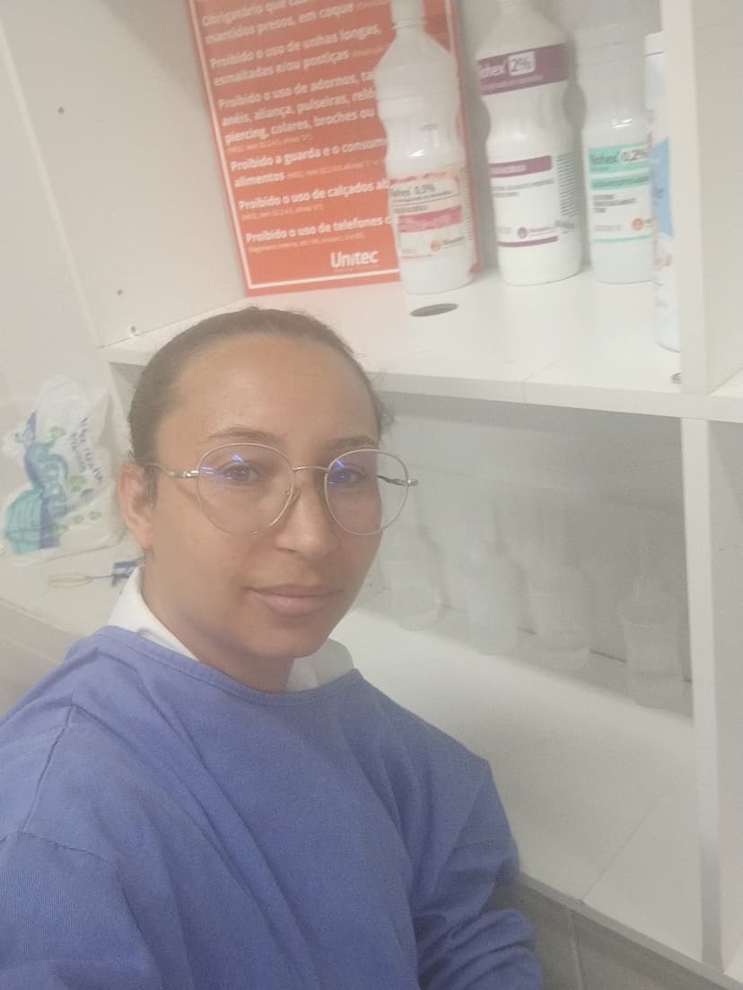 Trabalho de técnico de enfermagem por Luzinete
