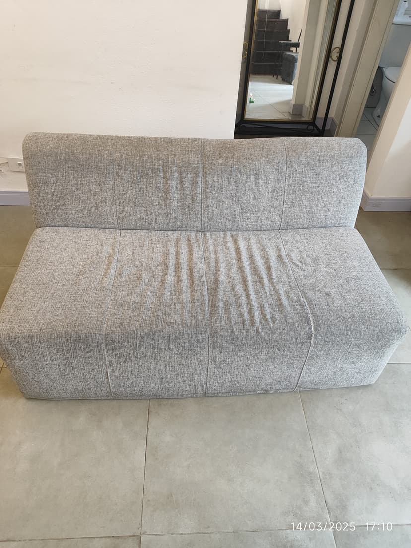 Trabalho de limpador de carpetes e estofados por www.higihome.com.br