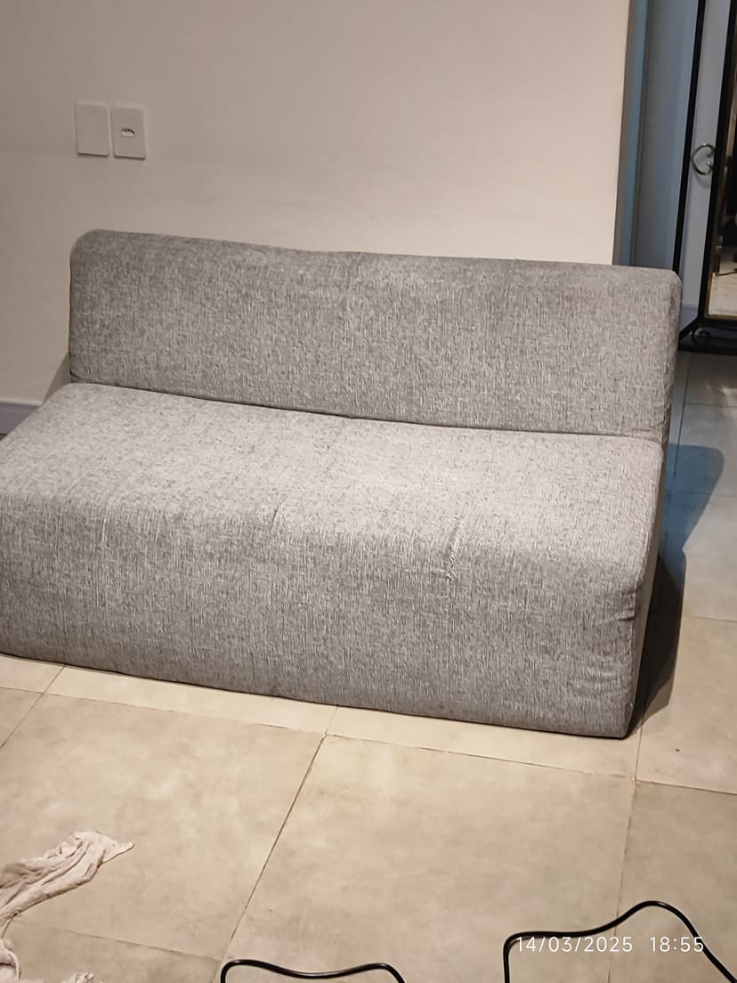 Trabalho de limpador de carpetes e estofados por www.higihome.com.br