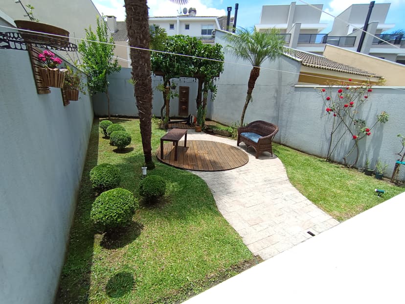 Trabalho de jardineiro por Guilherme - Top Garden Serviços.