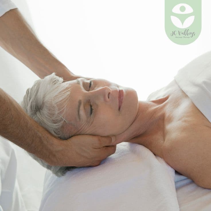 Trabalho de massoterapeuta por Hellen Roose