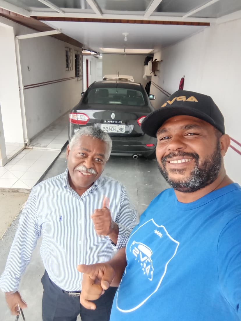 Trabalho de corretor de seguros por Márcio Santos