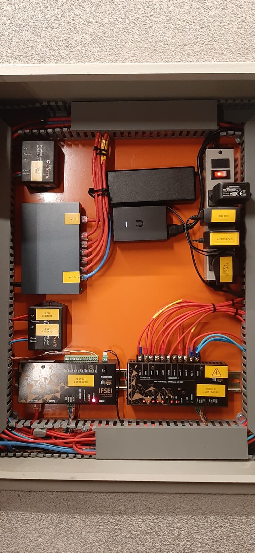 Trabalho de eletricista por Julio Cesar