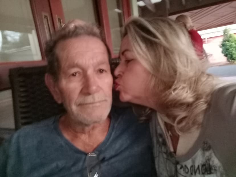 Trabalho de cuidador de pessoas por Adriana