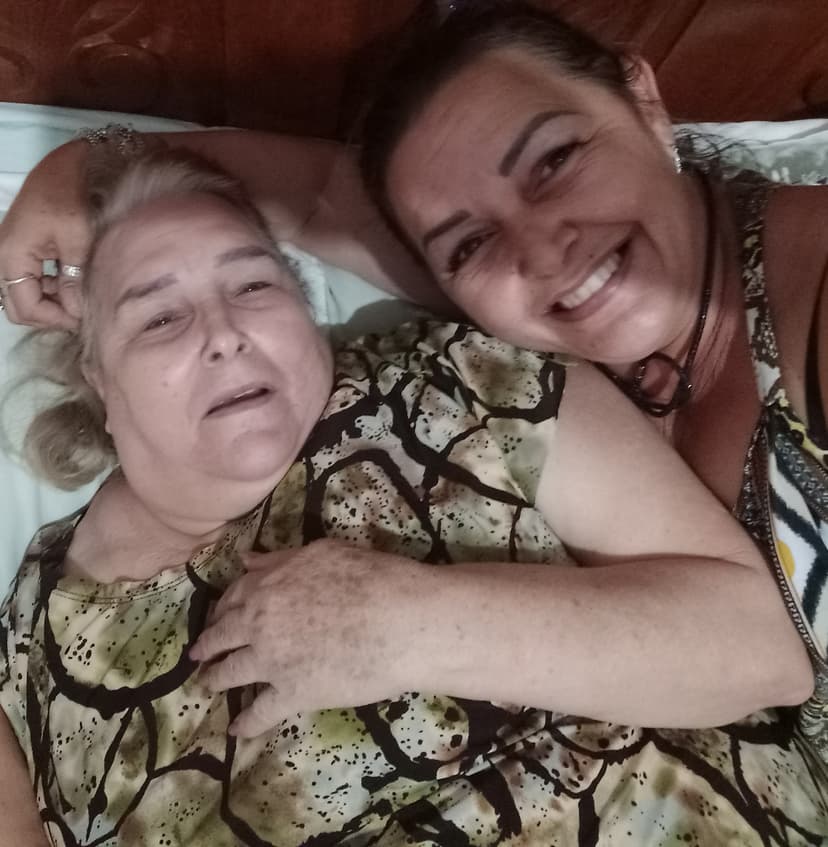 Trabalho de cuidador de pessoas por Adriana