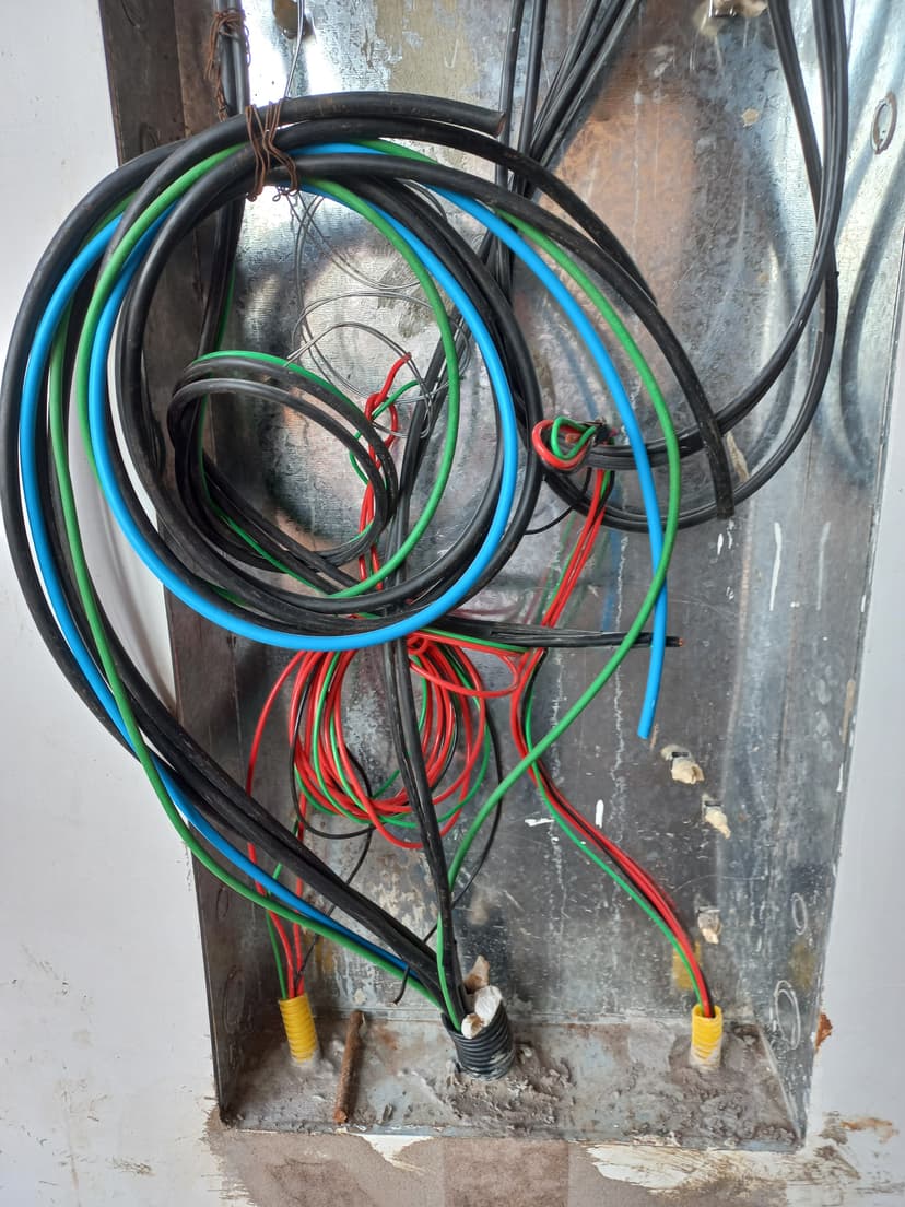 Trabalho de eletricista por Marcos