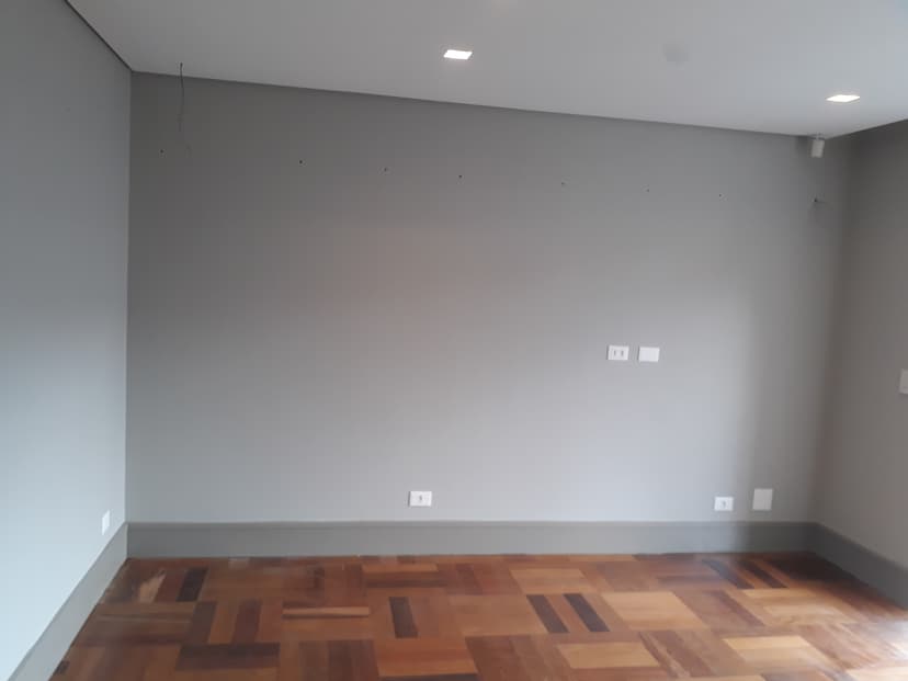 Trabalho de pintor por LC PINTURAS