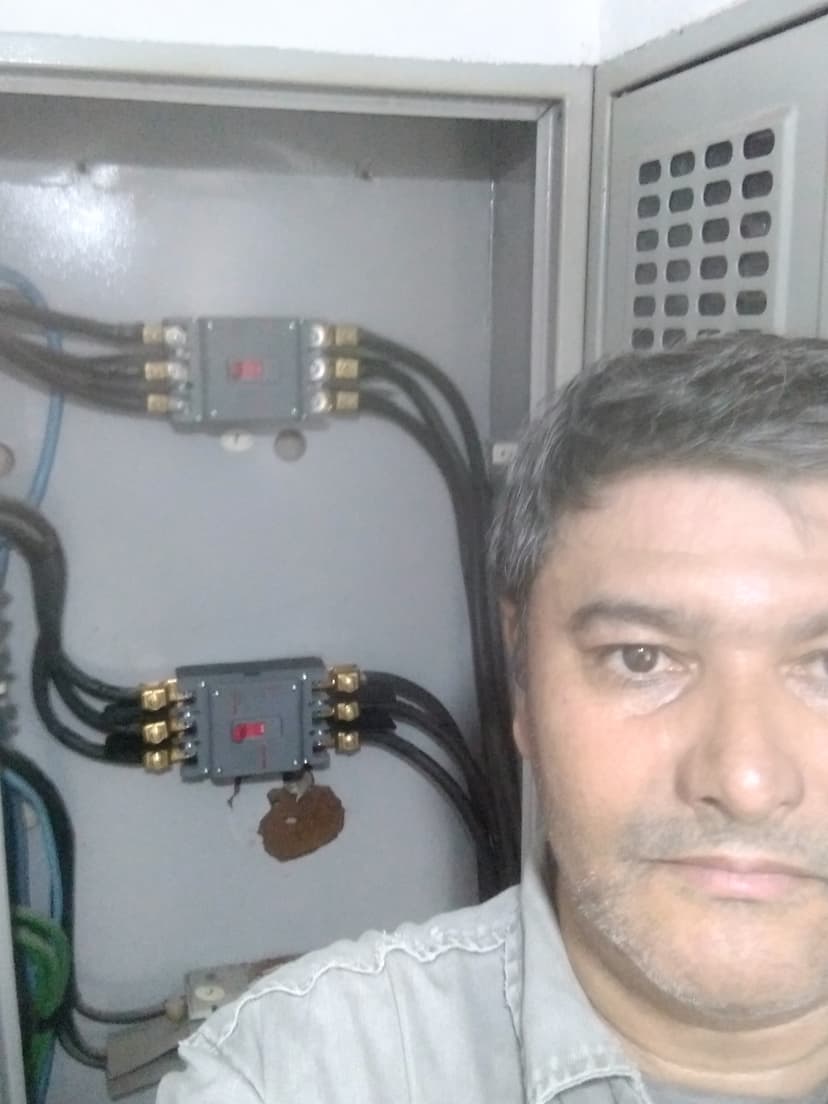 Trabalho de eletricista por Luiz