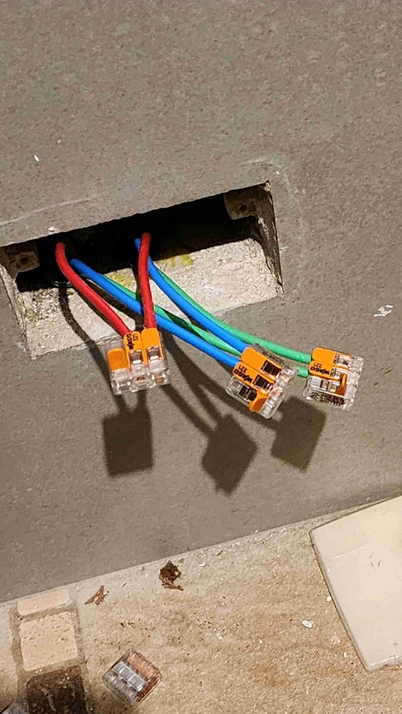 Trabalho de eletricista por Bruno Luiz