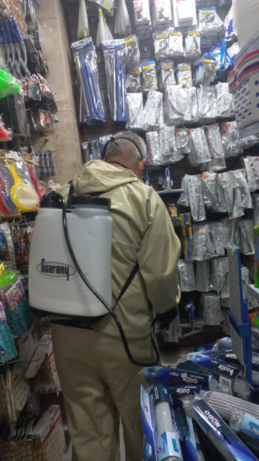 Trabalho de dedetizadora por Denac Dedetizadora