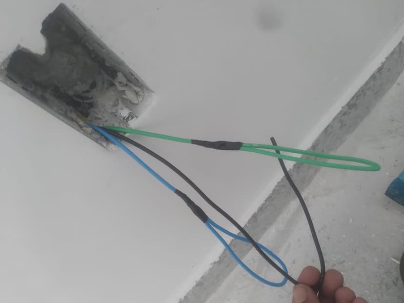 Trabalho de eletricista por João