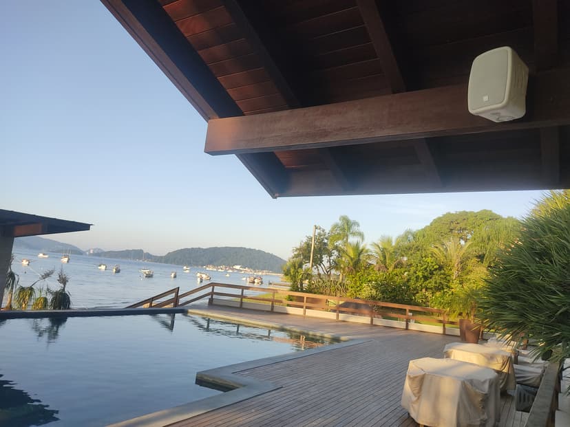 Trabalho de eletricista por Julio Cesar