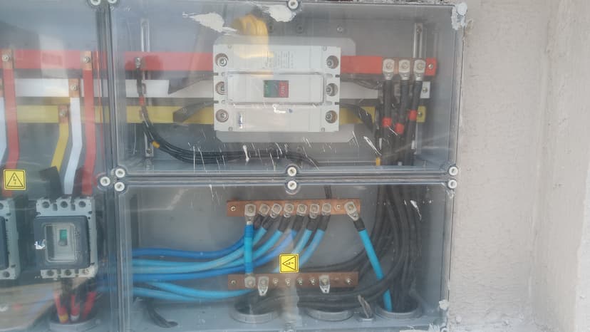 Trabalho de eletricista por Diogo Boimer