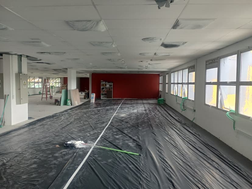 Trabalho de pintor por Simluciano