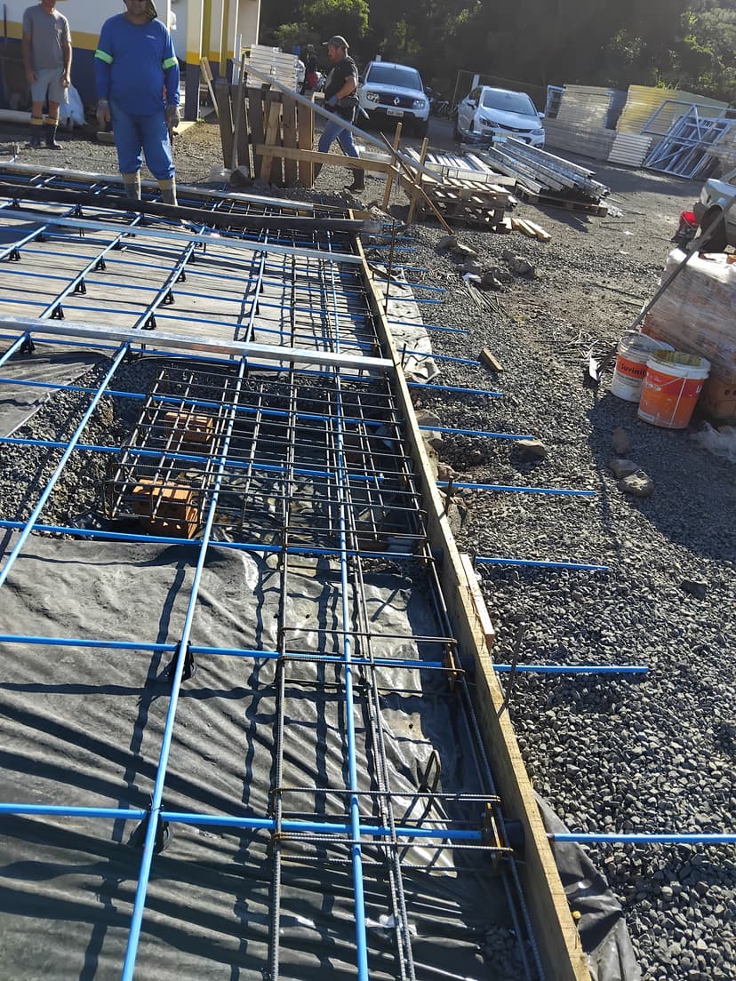 Trabalho de pedreiro por DIVONZIR