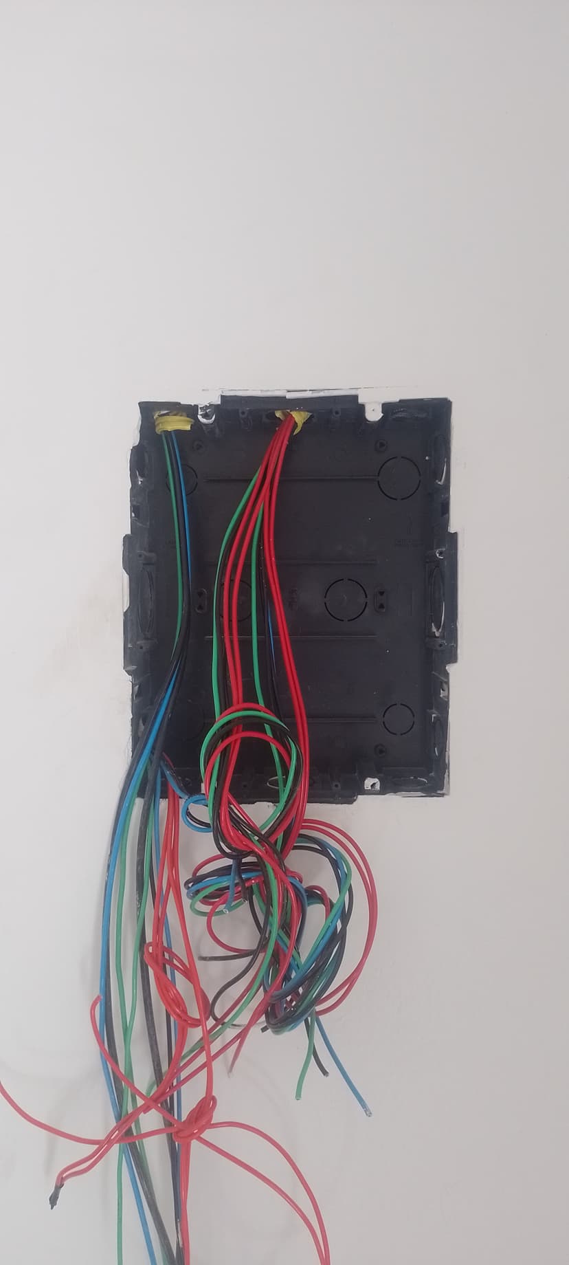 Trabalho de eletricista por Guilherme