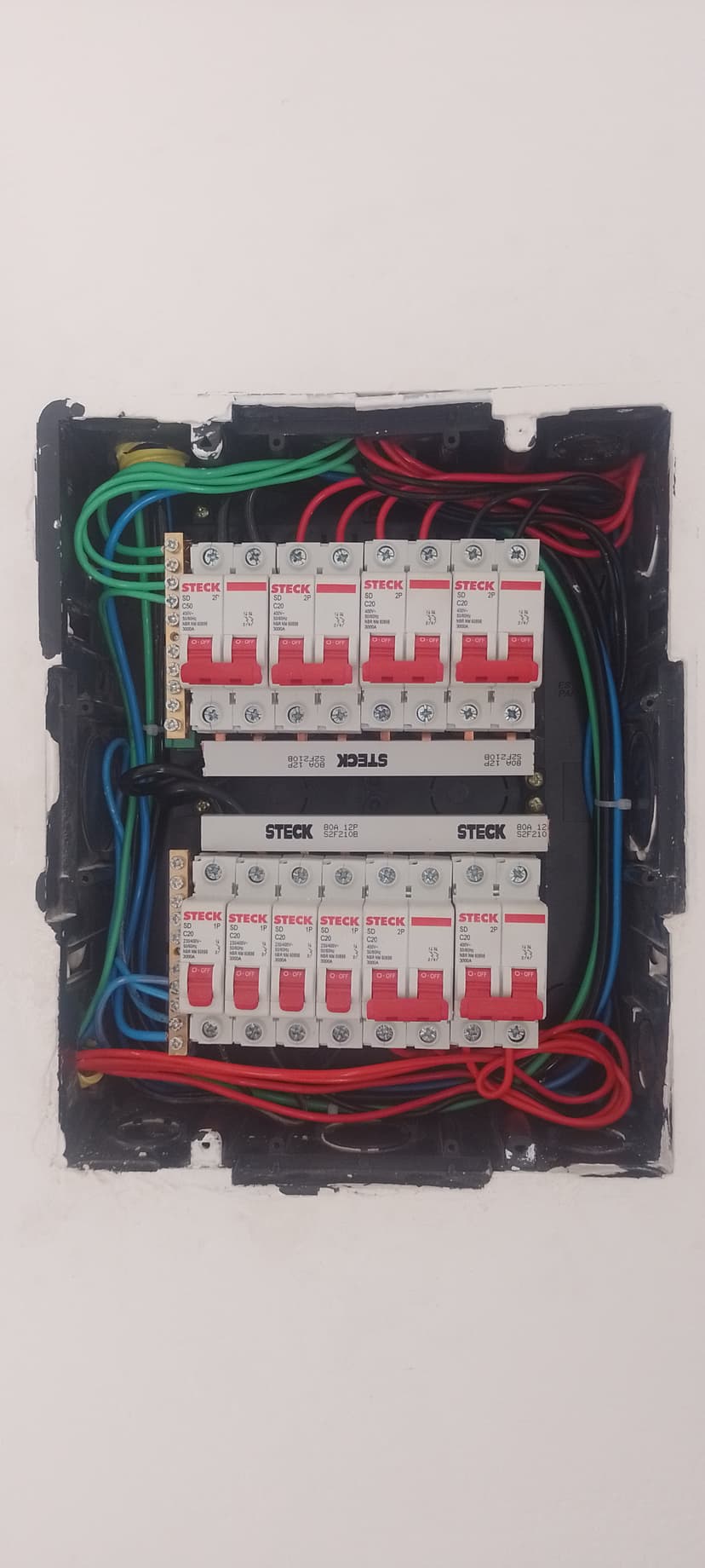 Trabalho de eletricista por Guilherme