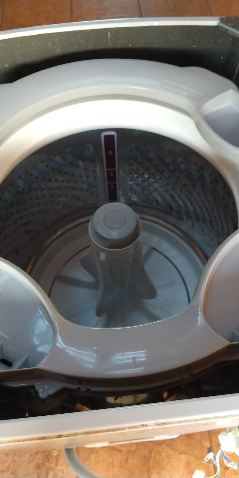 Trabalho de técnico em máquina de lavar roupas por Osmar