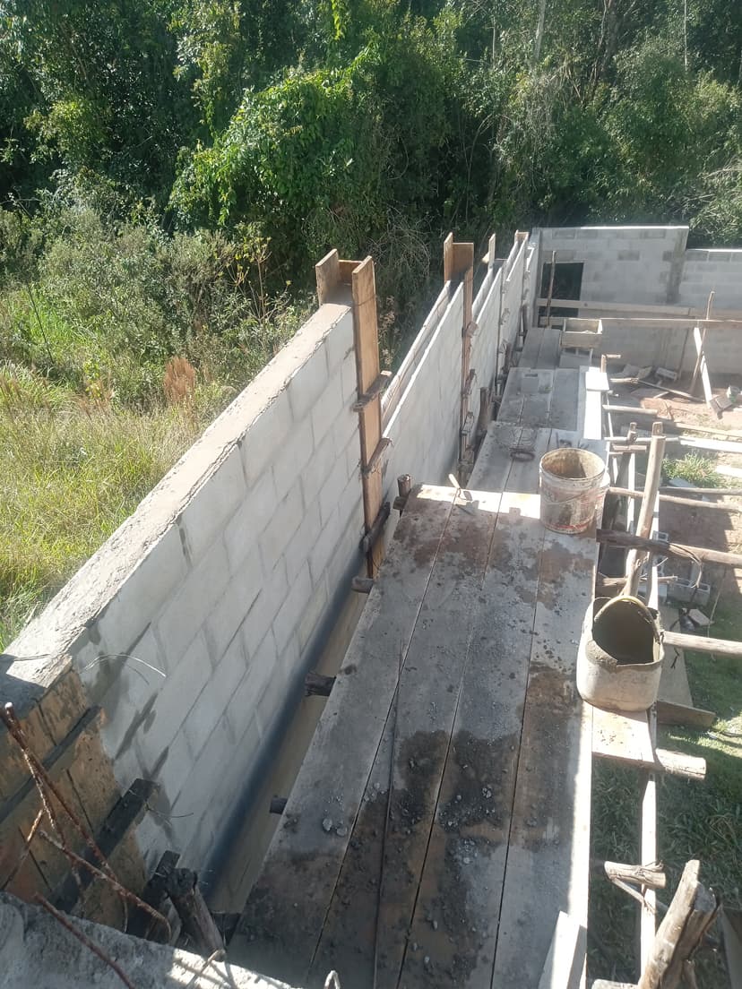 Trabalho de pedreiro por Noé construtor 