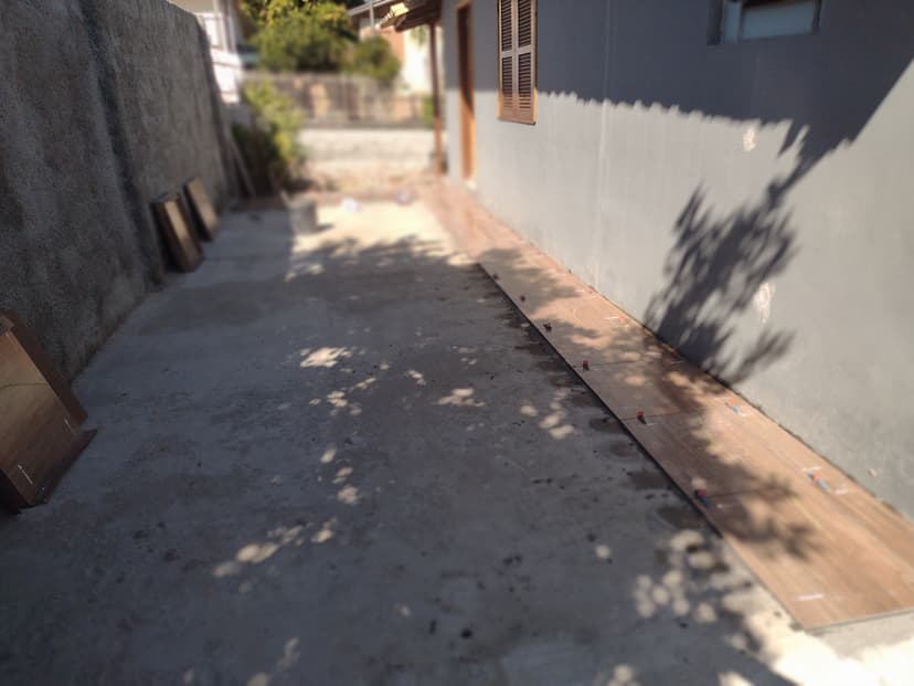 Trabalho de pintor por Empreiteira Faustino