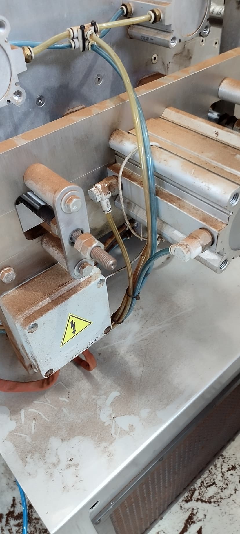 Trabalho de técnico em ar condicionado por Fernando