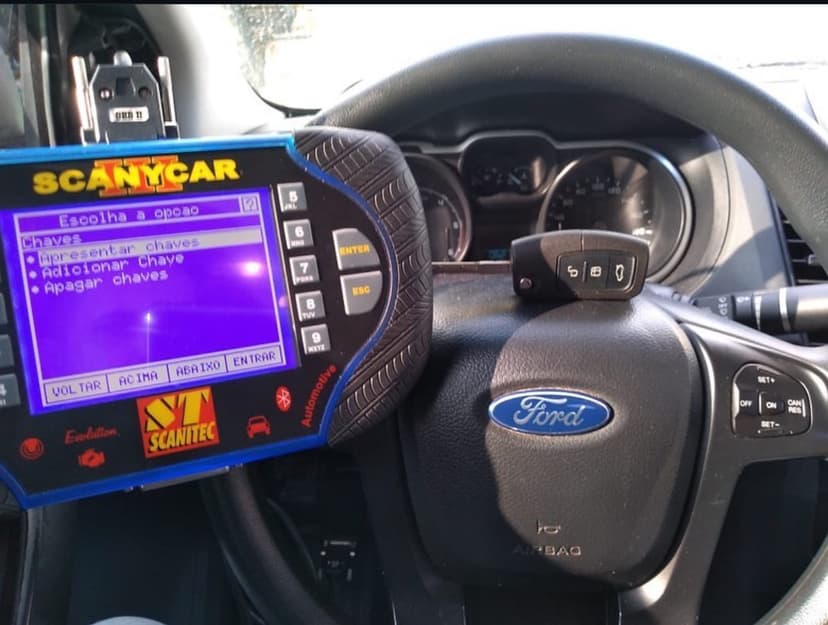 Trabalho de chaveiro por Bruno