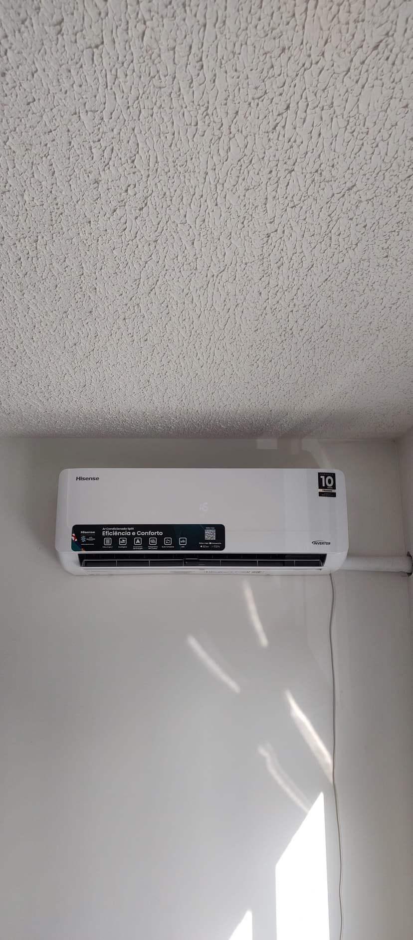 Trabalho de técnico em ar condicionado por Ar Limpo Climatização