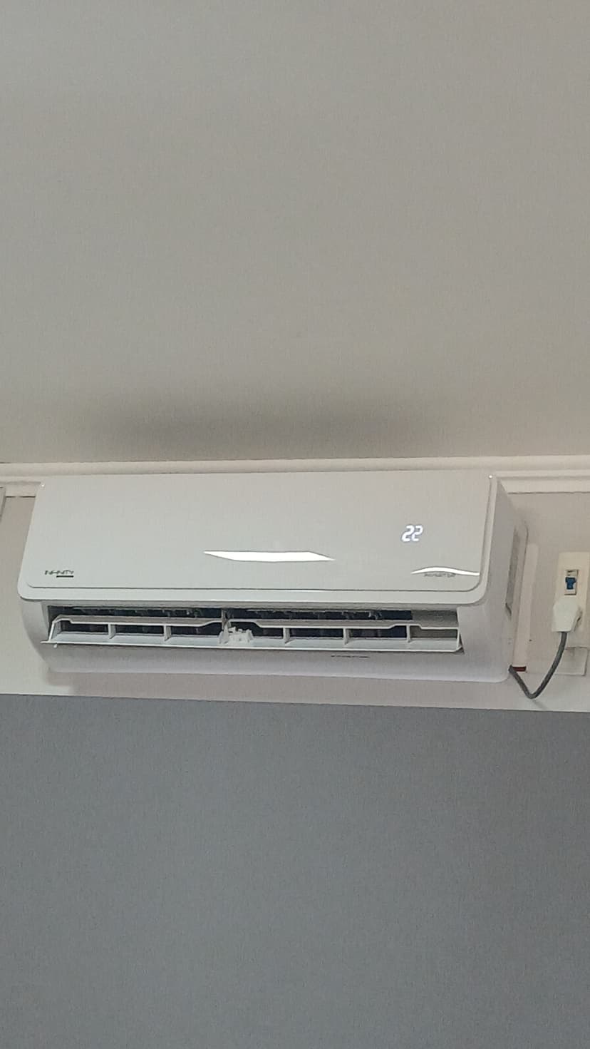 Trabalho de eletricista por ALTEC Serviços Elétricos e Climatização