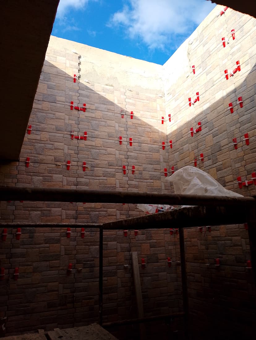 Trabalho de pedreiro por Allan Morganti