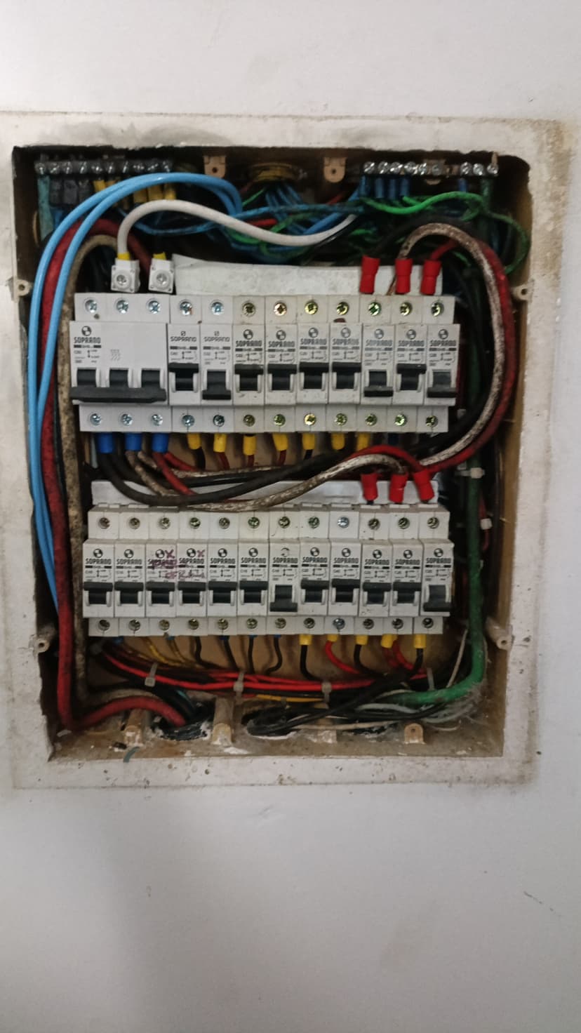 Trabalho de eletricista por Guilherme