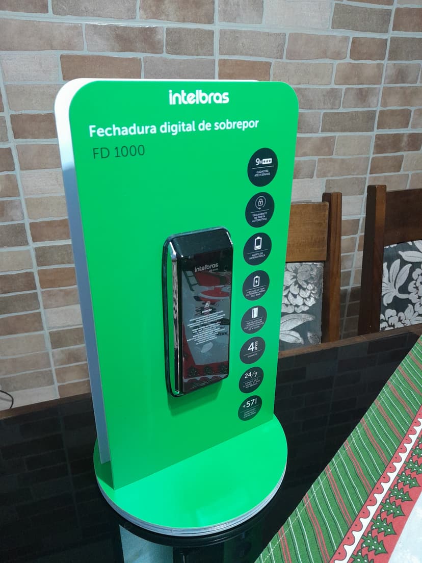 Trabalho de segurança eletrônica por Mauro