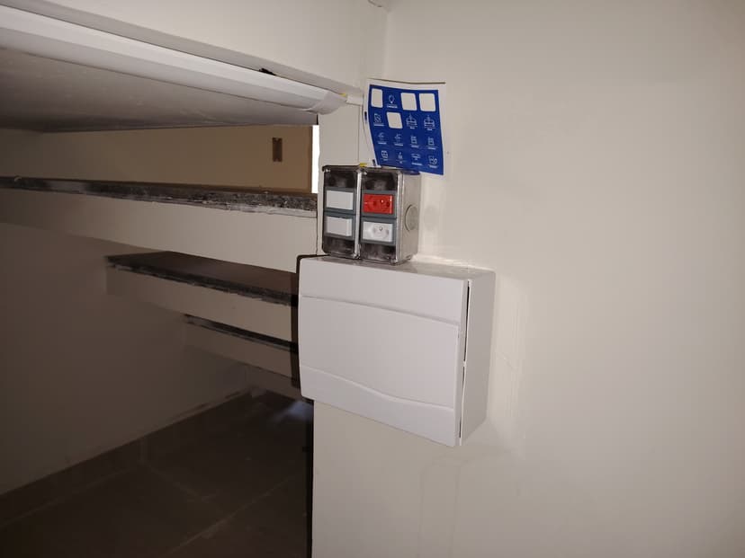 Trabalho de eletricista por Rodolfo