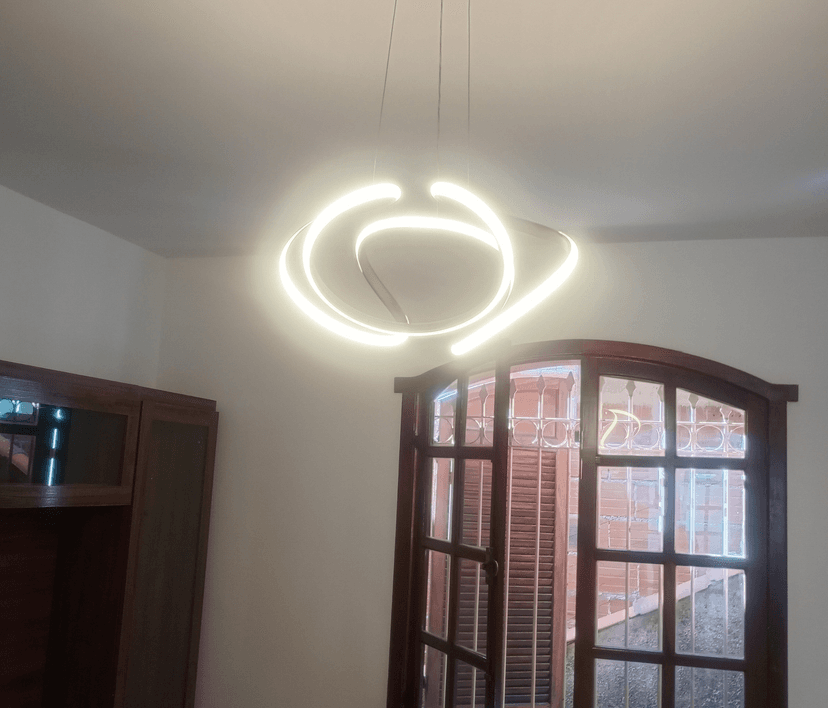 Trabalho de eletricista por Energizar Eletricidade