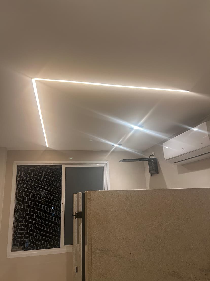 Trabalho de eletricista por JLT Eletric