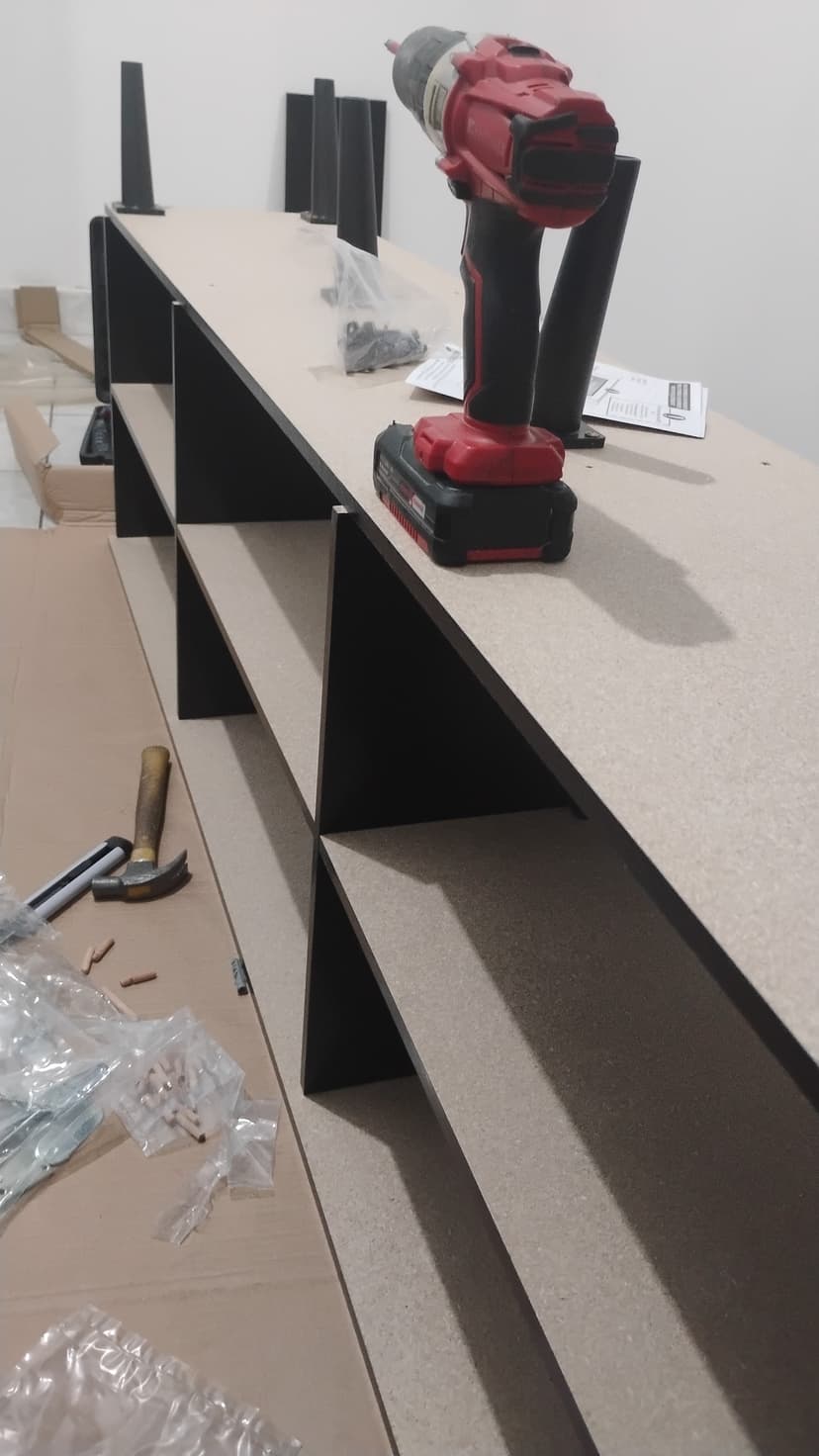 Trabalho de montador de móveis por Will Santos