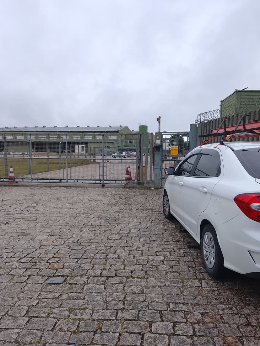 Trabalho de segurança eletrônica por Grupo Rhema - Segurança e Serviço