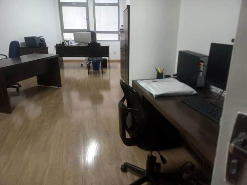 Trabalho de diarista por Barbara Regina