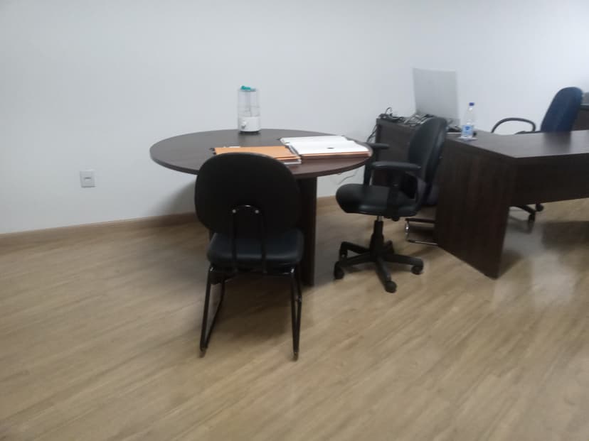 Trabalho de diarista por Barbara Regina