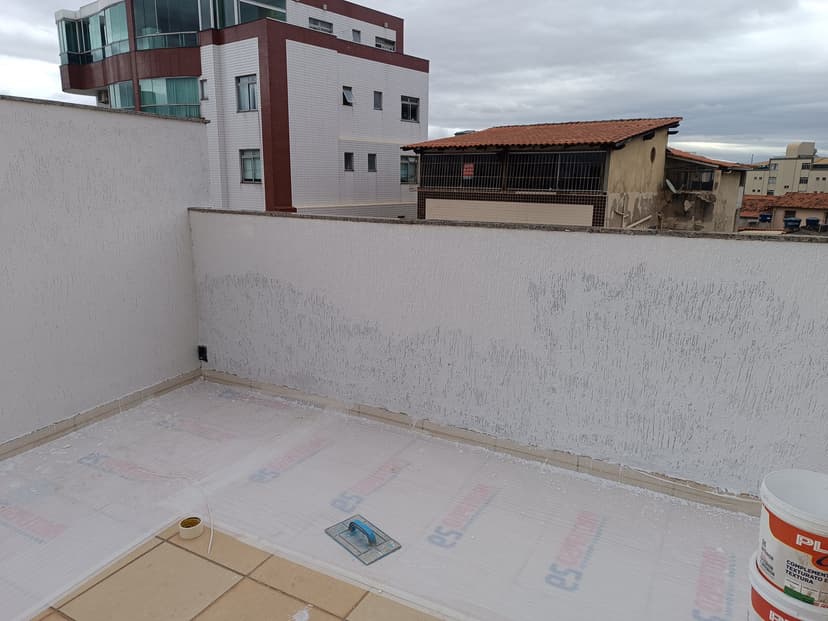 Trabalho de pintor por Henrique