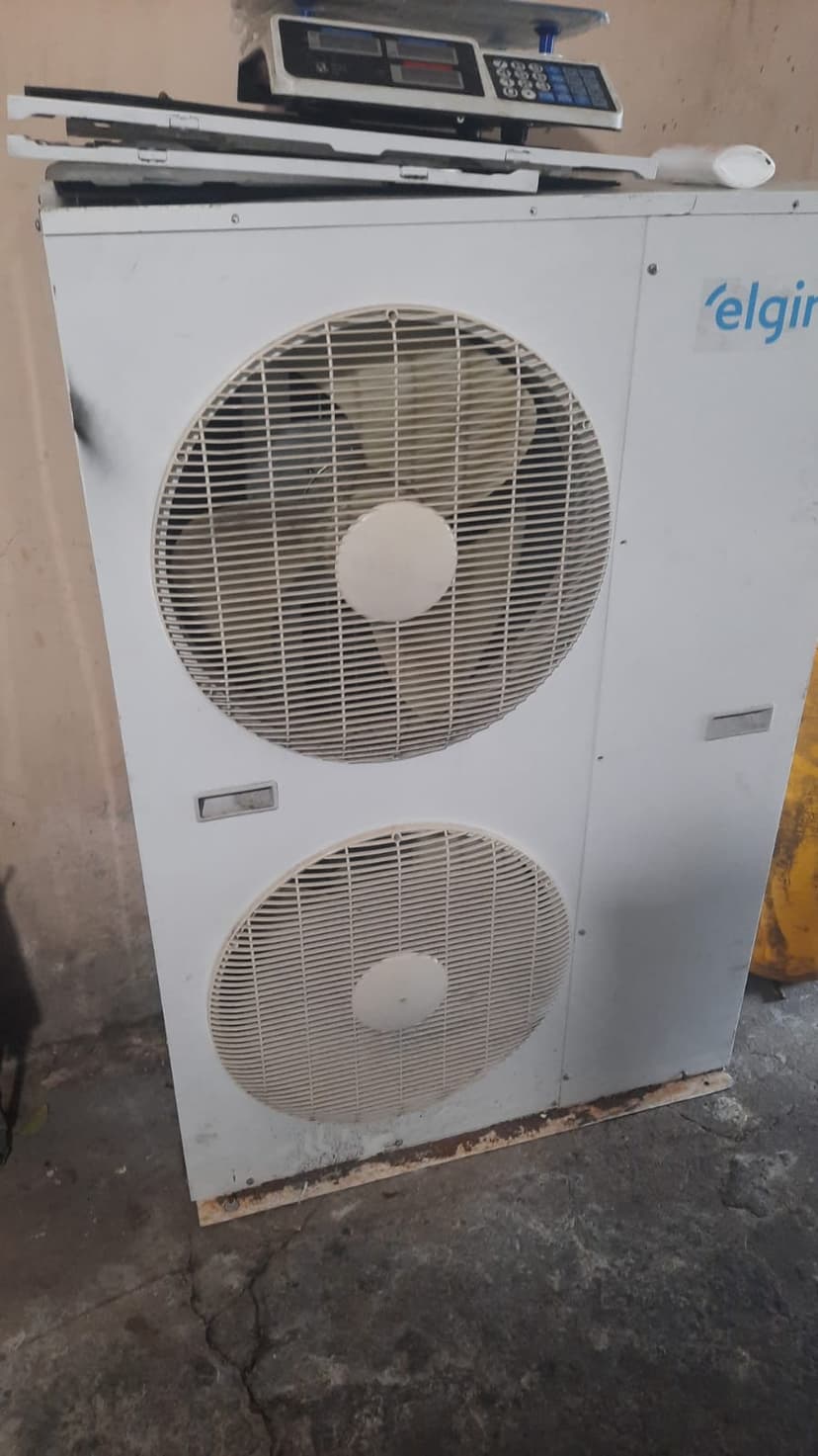 Trabalho de eletricista por Eletricsol Marcelo