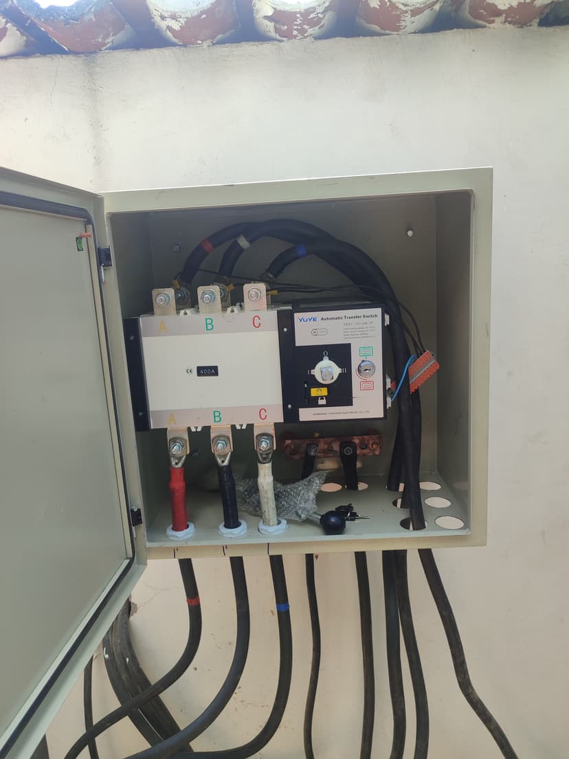 Trabalho de eletricista por Caio Cesar