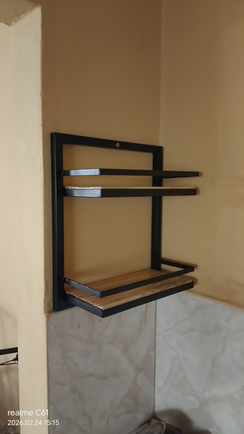 Trabalho de serralheiro por MONTEIRO