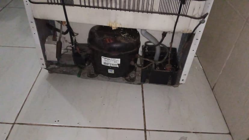 Trabalho de técnico em refrigeração por José Carlos